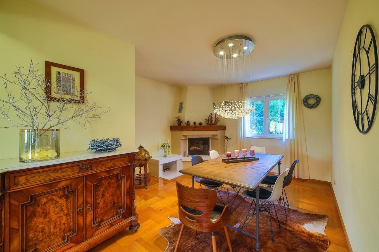 Villa Artea Подстрана Екстериор снимка